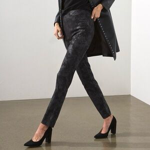 Chico’s Brigitte Tonal Floral Slim Ankle Pants Women’s Size 10 Metallic Stretch